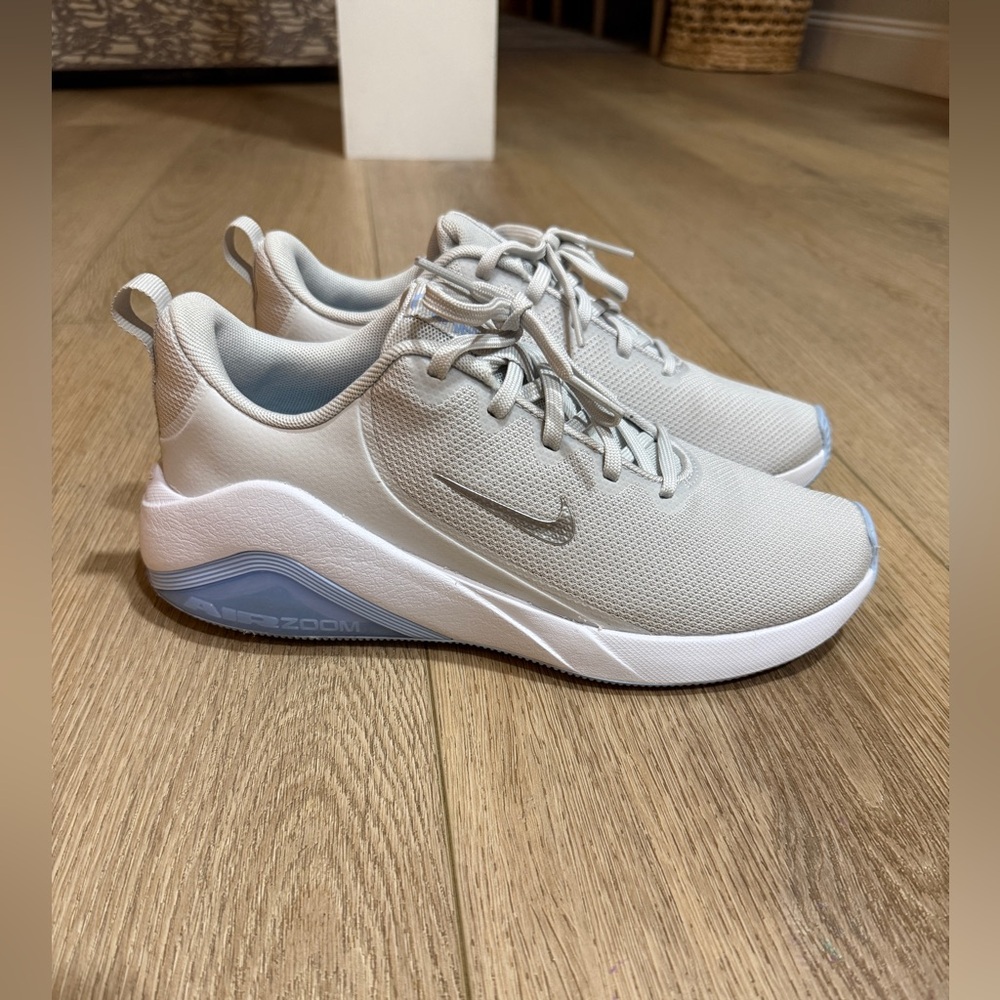 Women’s Nike Sneakers-  size 8.5